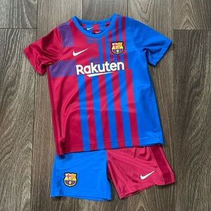 Youth Nike Barcelona Soccer Jersey set, size M (fits like XS)